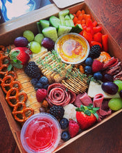 Load image into Gallery viewer, Grazing Boxes